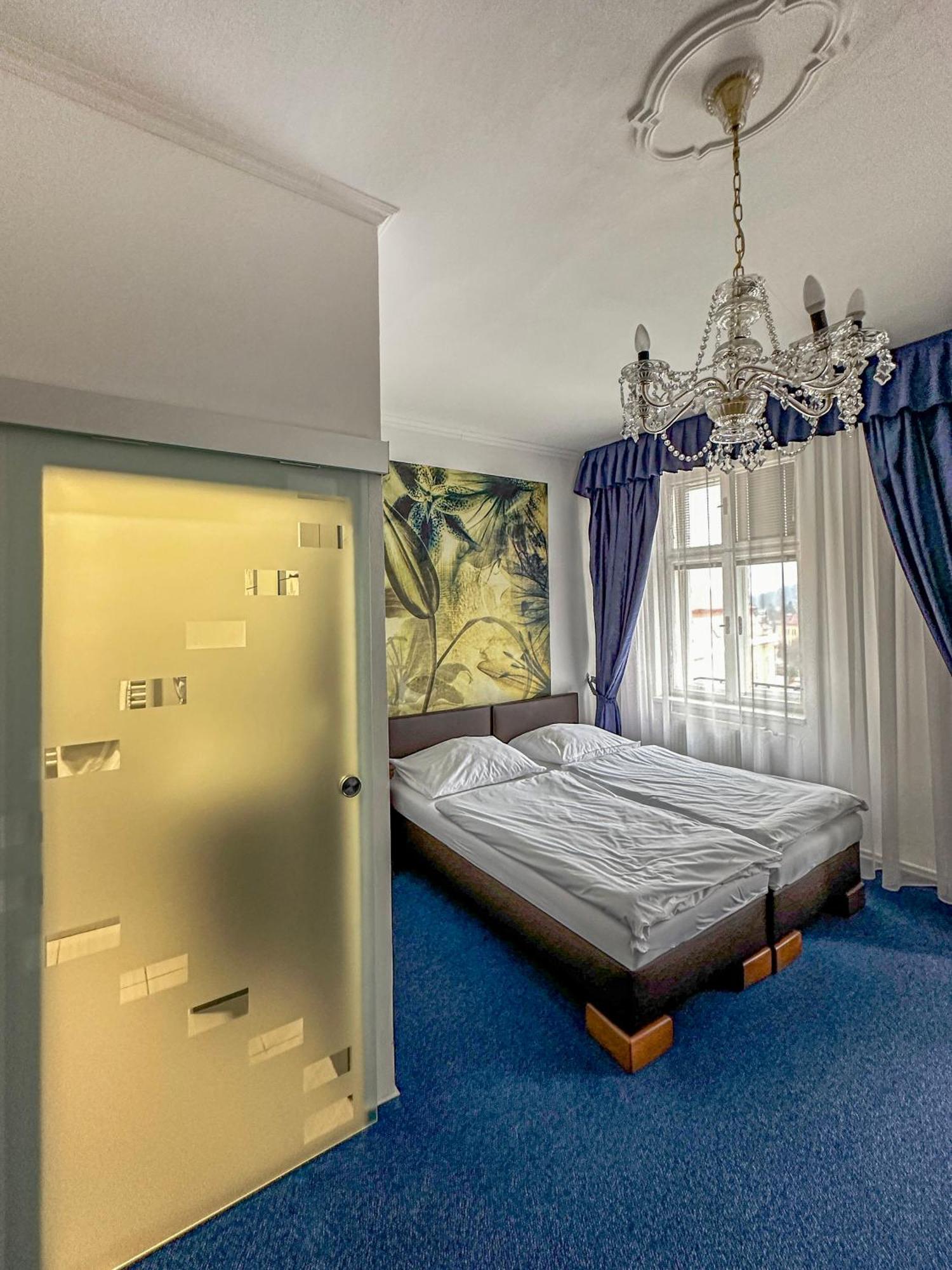 Hotel Ruzek Hranice  Extérieur photo
